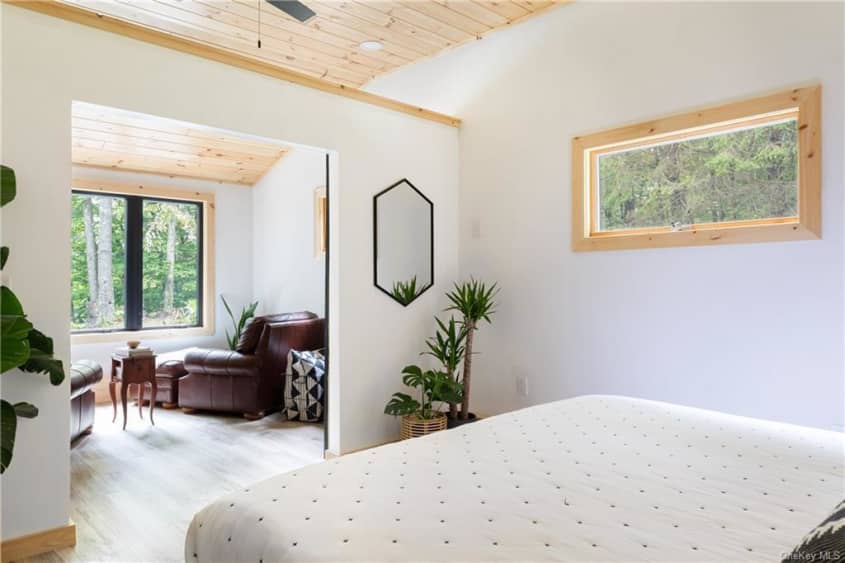 Cabins for Sale Upstate NY — 3 Woodfield Rd., Denning, NY Apartment