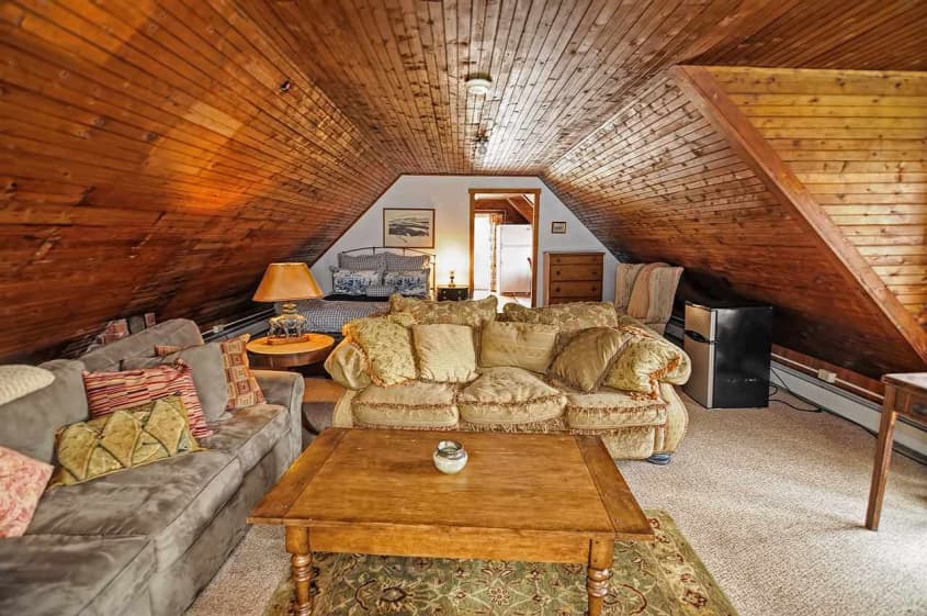 Vermont Homes for Sale — 67 Main St., Ludlow Apartment Therapy