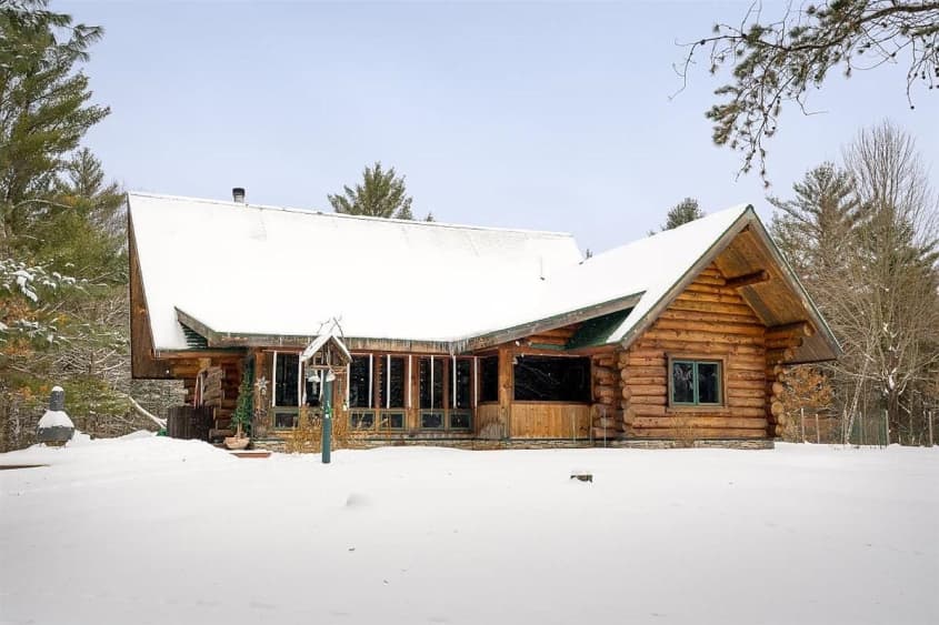 Wisconsin Cabins for Sale — N3104 Partridge Rd Apartment Therapy