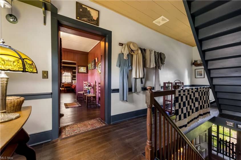 Log Cabin for Sale — 199 E 3rd St., Zoar, Ohio Apartment Therapy