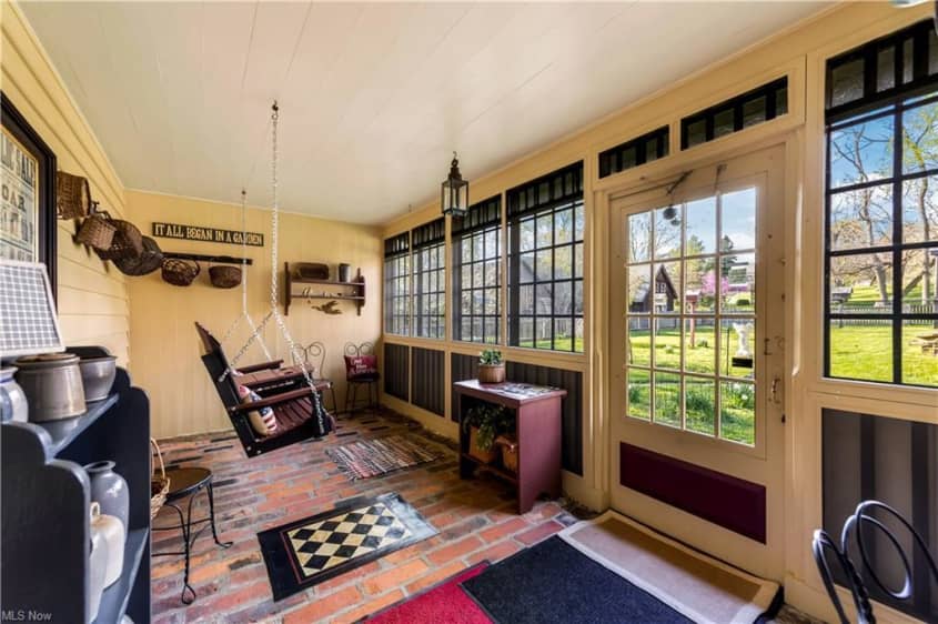 Log Cabin for Sale — 199 E 3rd St., Zoar, Ohio Apartment Therapy