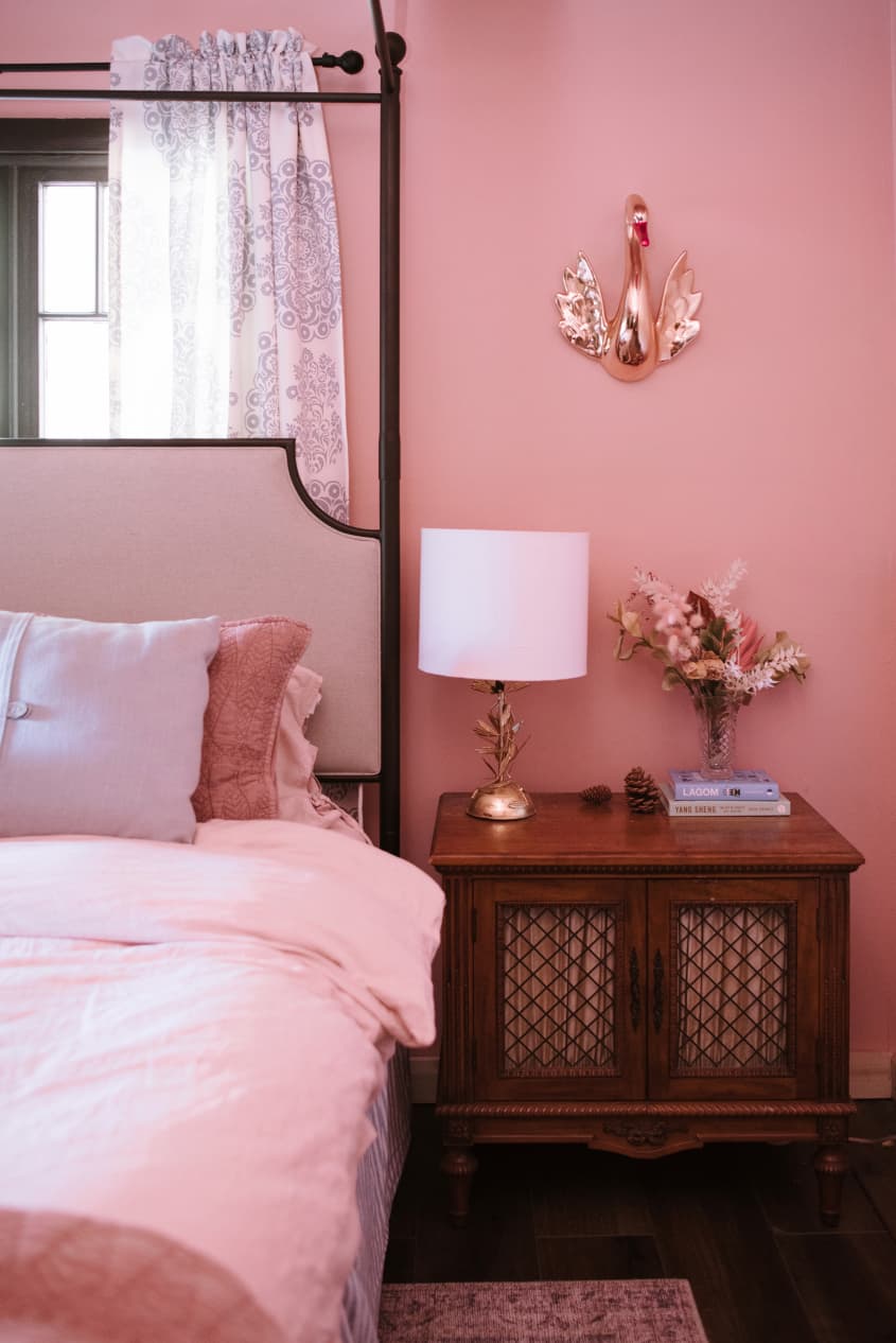 detail of rose/pink colored bedroom