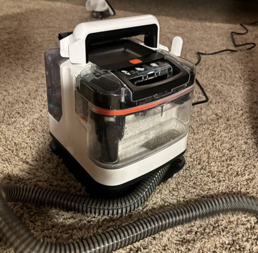 portable carpet cleaner machine