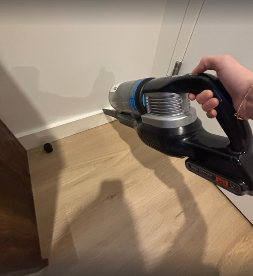 Black + Decker Powerseries Extreme MAX Cordless Stick Vacuum Review