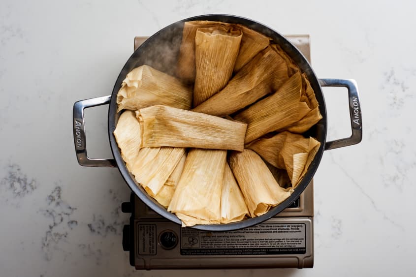 How To Steam Tamales 