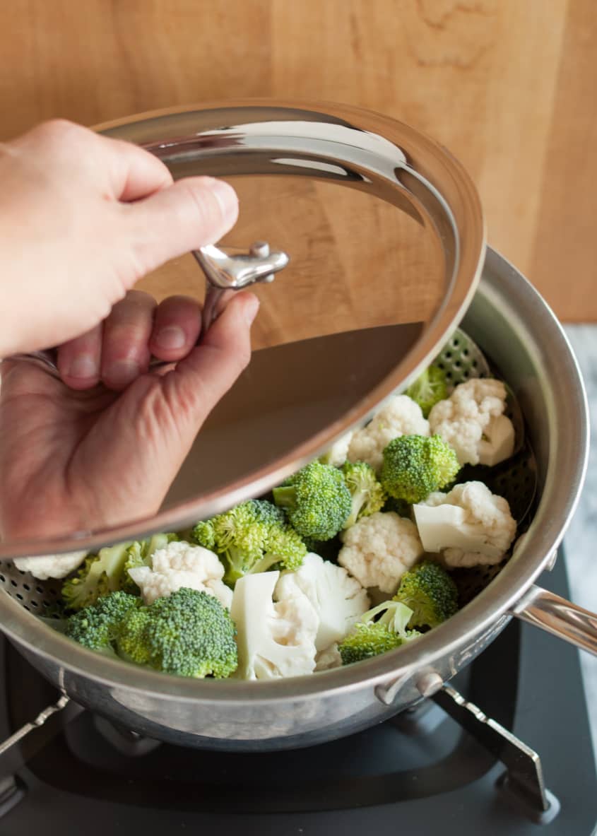 How to Make Dinner in a Steamer Basket