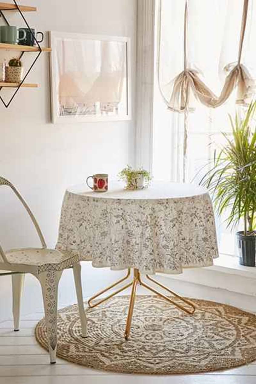 PICNIC TABLECLOTHS – MADRE LINEN