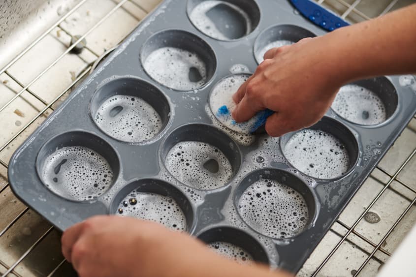 How To Get Smells Out of Silicone Bakeware The Kitchn