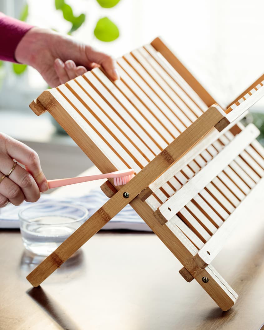 How to Clean a Wooden Dish Rack that Can't Go in the Dishwasher The
