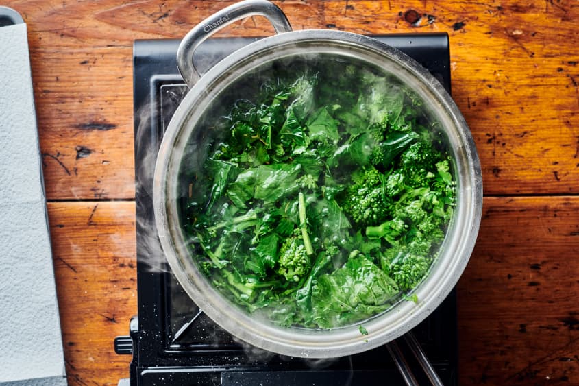 How To Cook Broccoli Rabe (Easy Sautéed Recipe, With Garlic) Kitchn