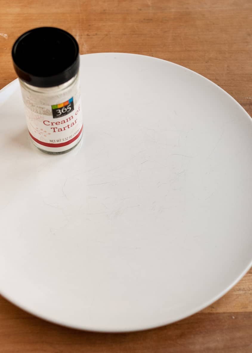 The Best Way to Remove Scuff Marks from White Dishes The Kitchn