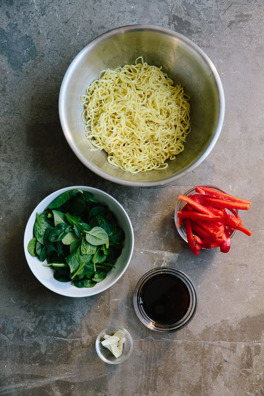 How To StirFry Noodles (Easy Wok Recipe) The Kitchn