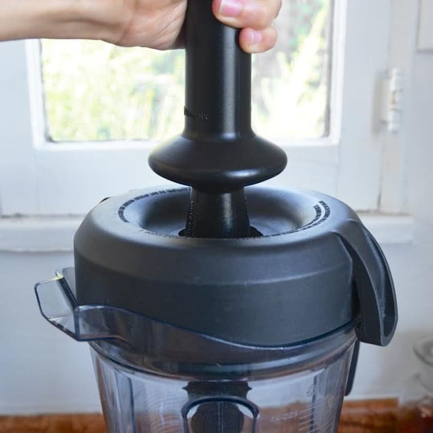 The Kitchn Reviews the Vitamix Professional Series 300 Blender