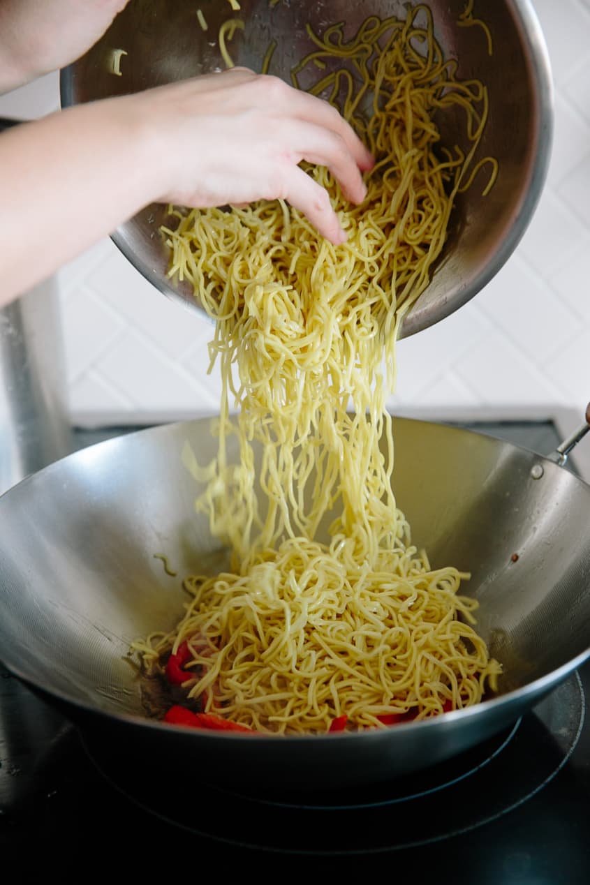 How To StirFry Noodles (Easy Wok Recipe) The Kitchn
