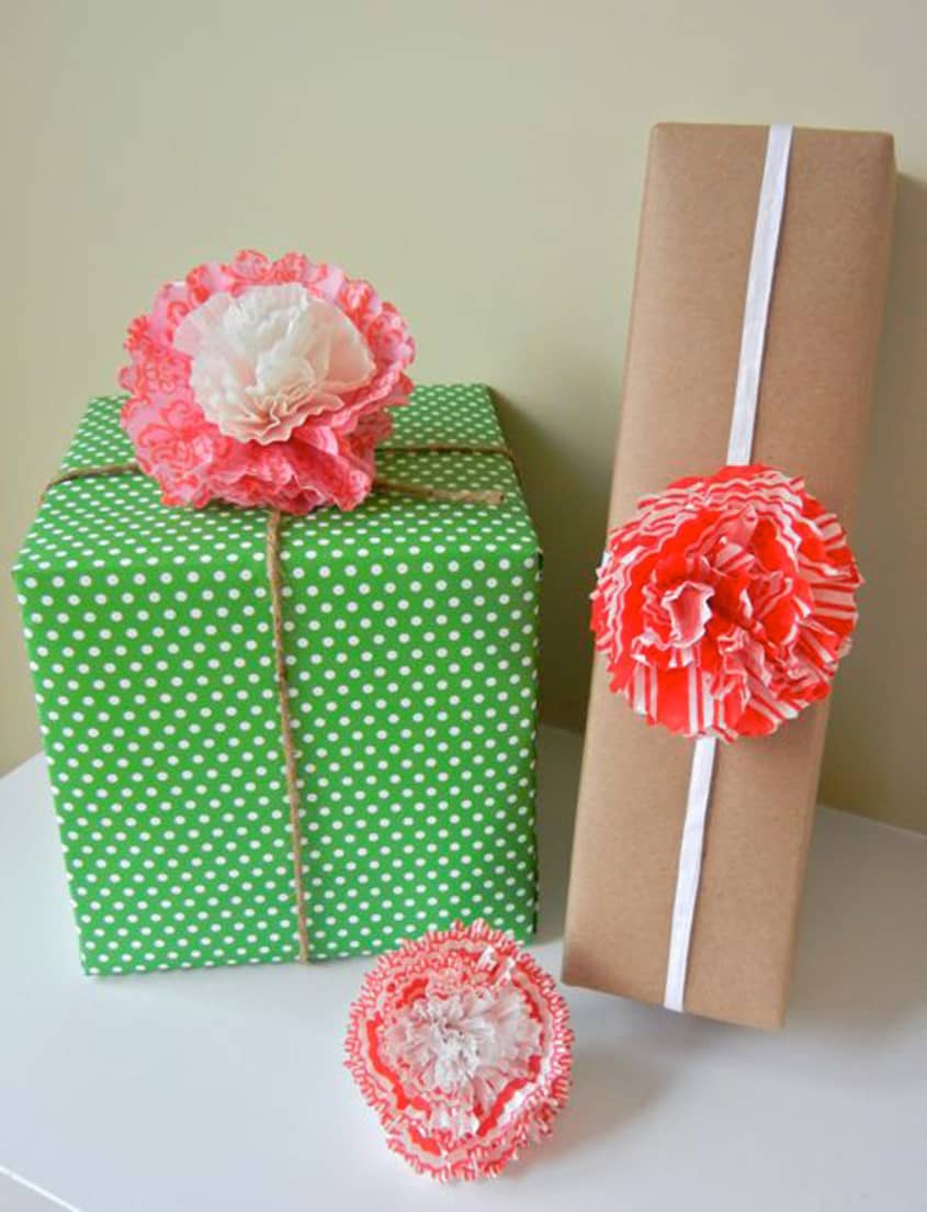 Cute & Easy Ways to Dress Up Holiday Gifts The Kitchn