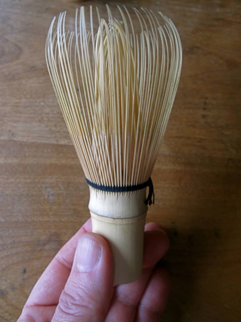 How to Whisk a Bowl of Matcha Green Tea The Kitchn