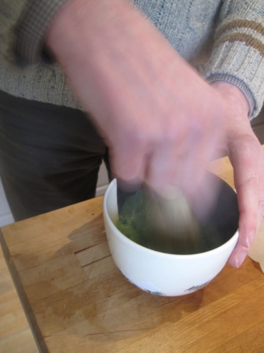 How to Whisk a Bowl of Matcha Green Tea The Kitchn
