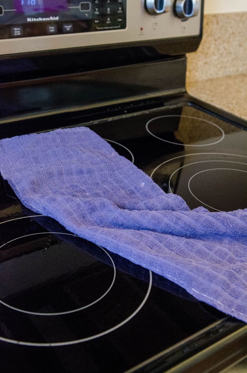 How To Clean a Glass Electric Stovetop The Kitchn