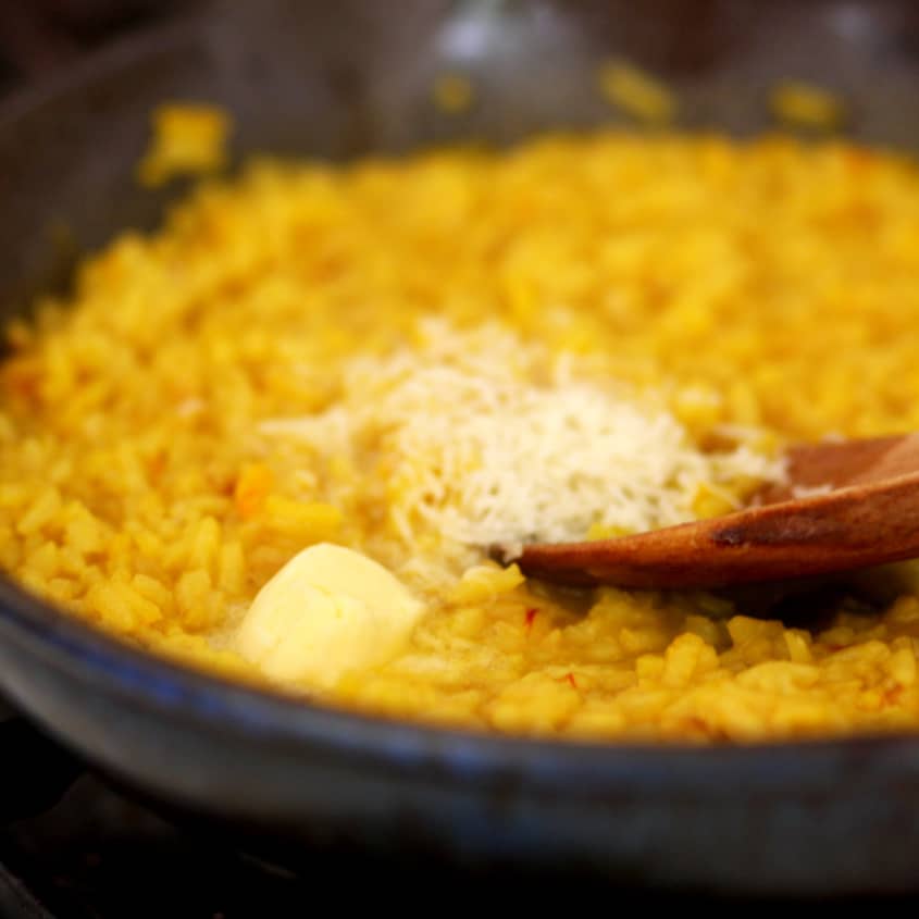 Risotto alla Milanese Recipe (15 Minutes, In a Pressure Cooker) The