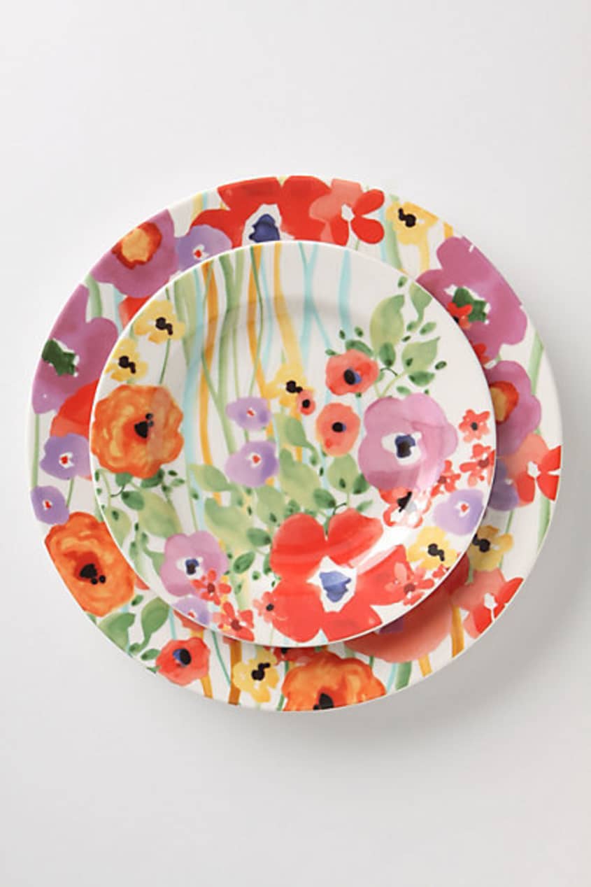 10 Sources for Colorful Dinnerware The Kitchn