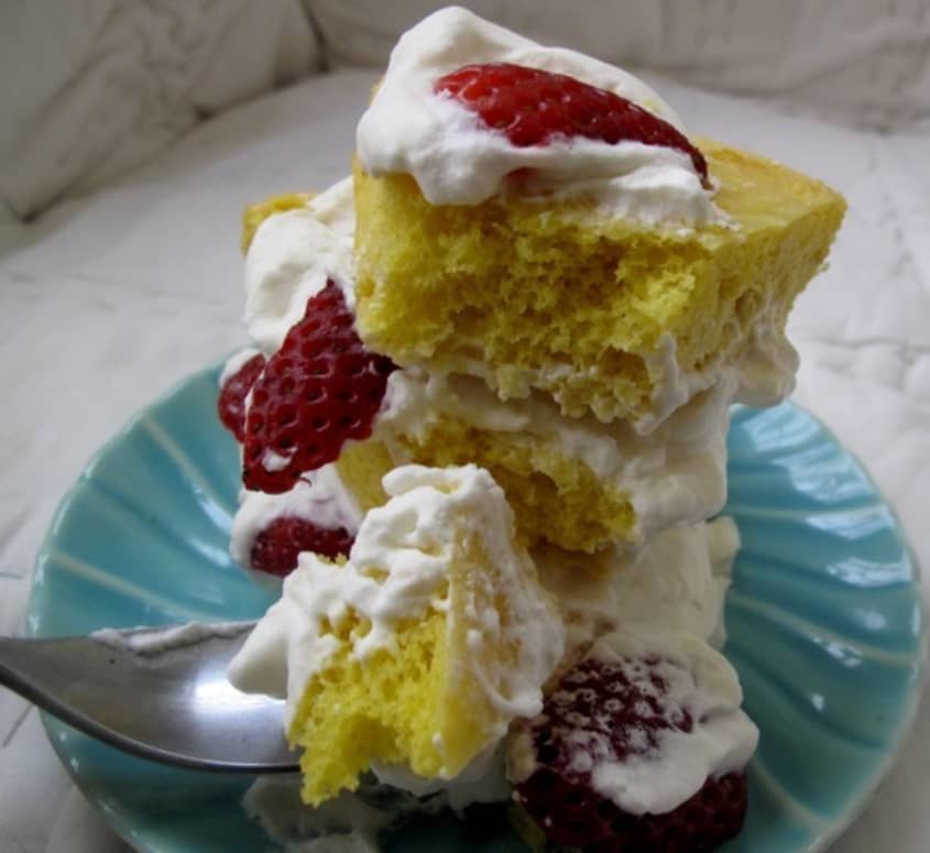 Recipe: Duck Egg Sponge Cake with Cream & Strawberries | The Kitchn