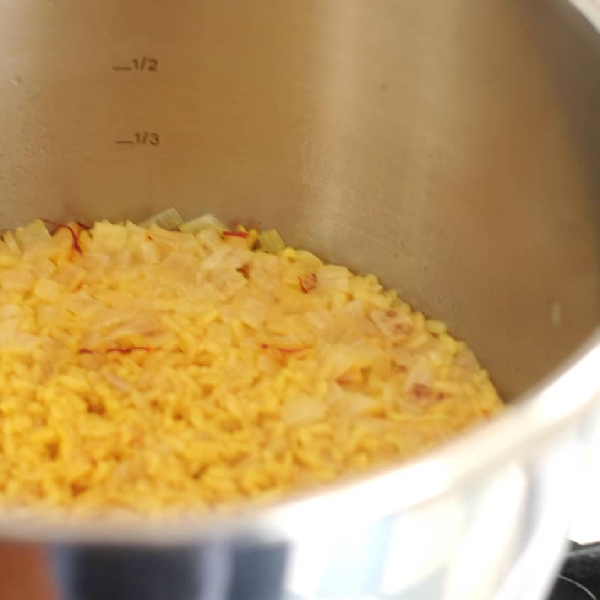 Risotto alla Milanese Recipe (15 Minutes, In a Pressure Cooker) The