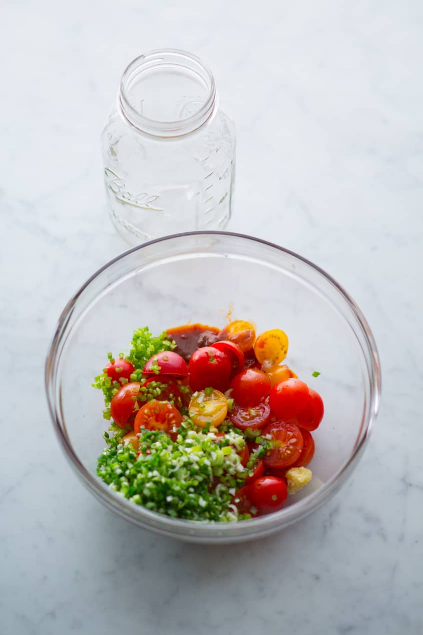 How To Make Fizzy, Fermented Salsa | The Kitchn