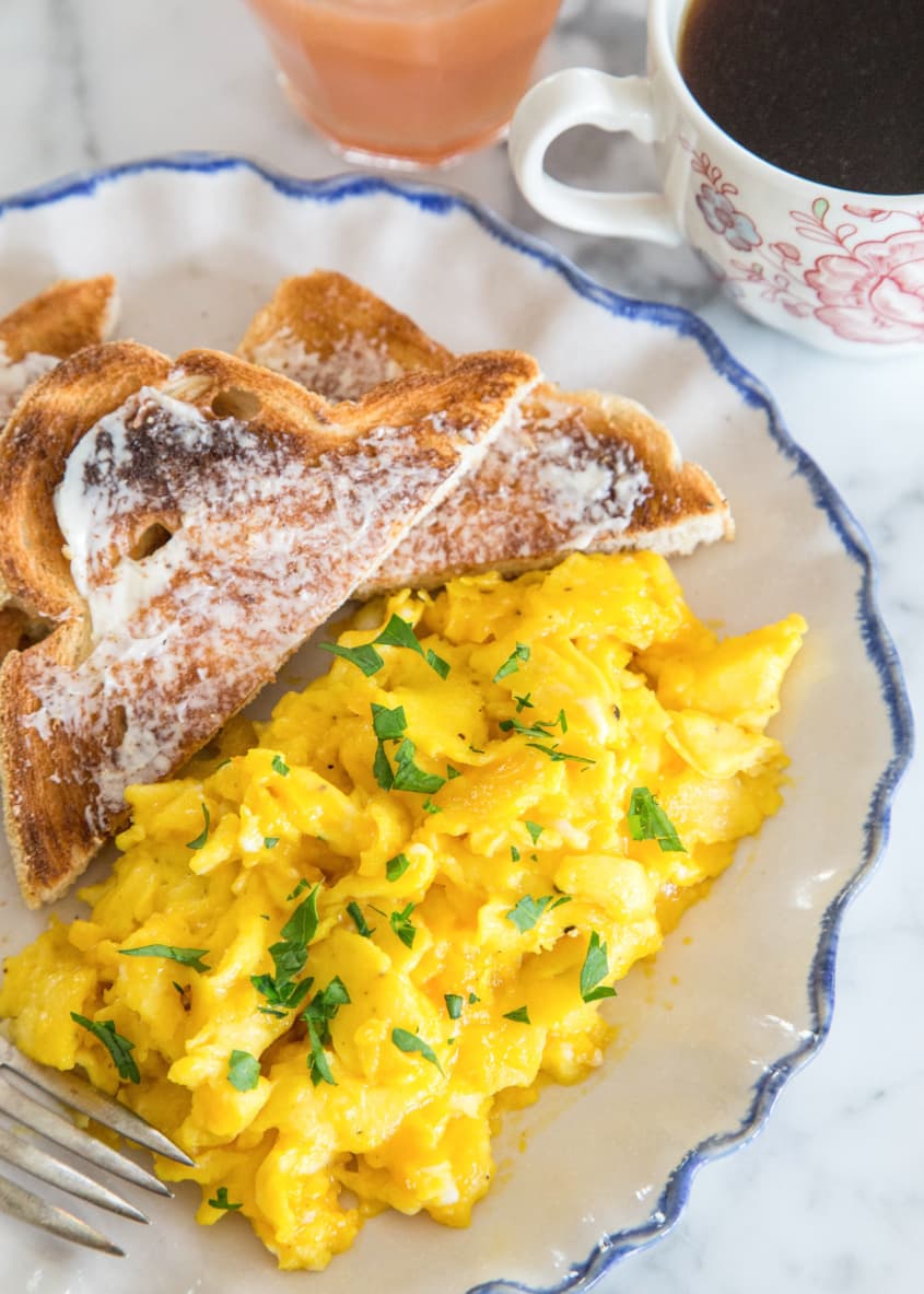 Scrambled Eggs Recipe (Soft, Creamy, and Slow Cooked) The Kitchn