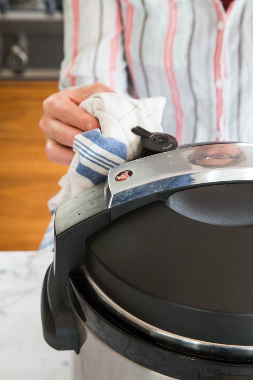 How To Cook Eggs in an Electric Pressure Cooker The Kitchn