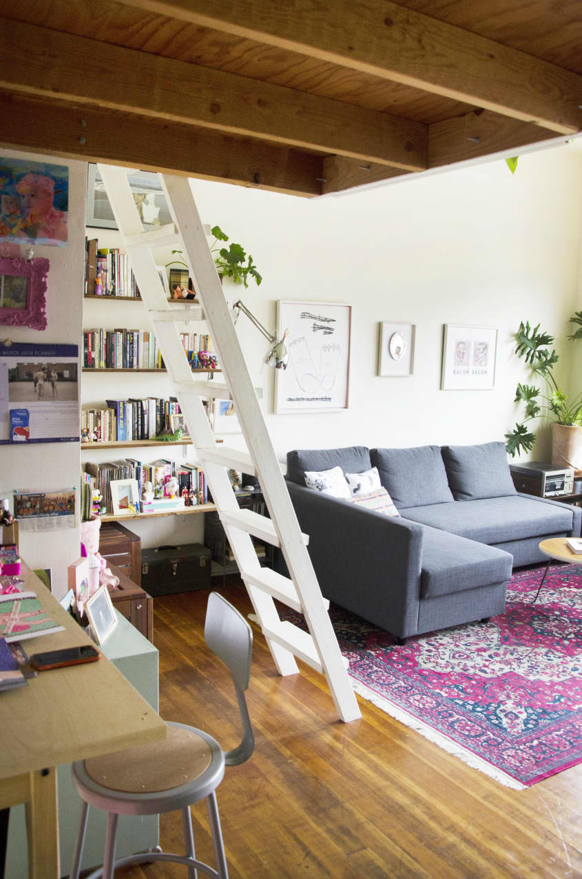 House Tour: A Cozy 300 Square Foot Studio in Oakland | Apartment Therapy