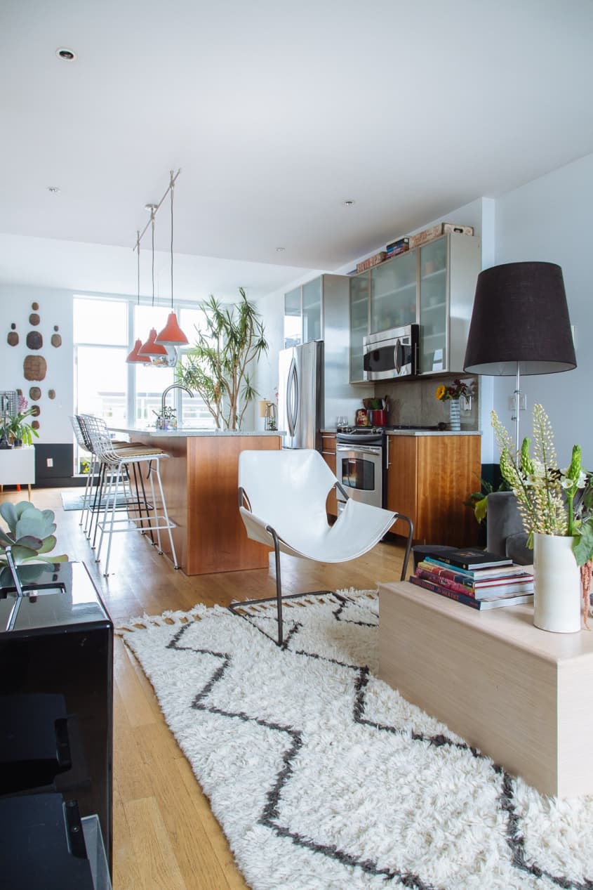 House Tour: A Classically Styled Brooklyn Apartment | Apartment Therapy