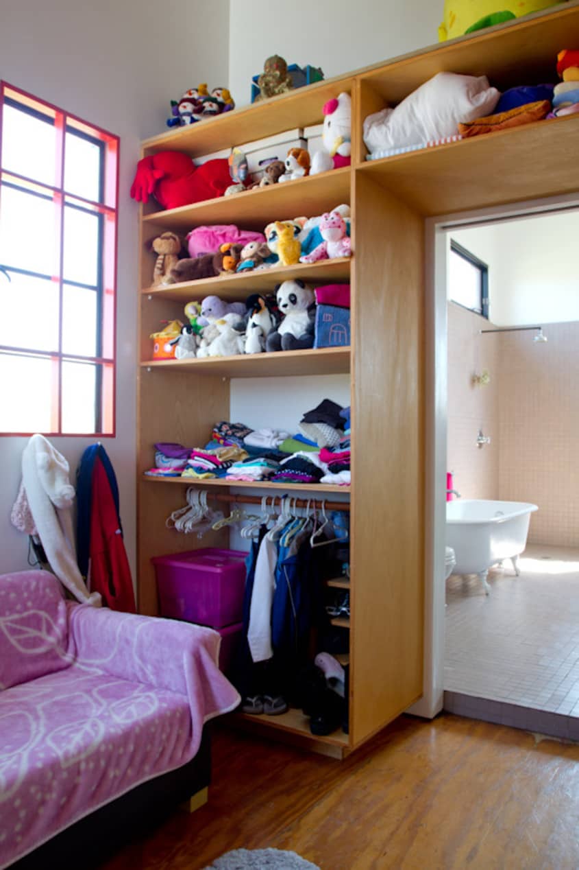 Hang Ups: Storage Solutions for Kids Rooms Without a Closet | Apartment ...