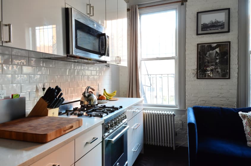 House Tour: A Super Smart Small NYC Space | Apartment Therapy