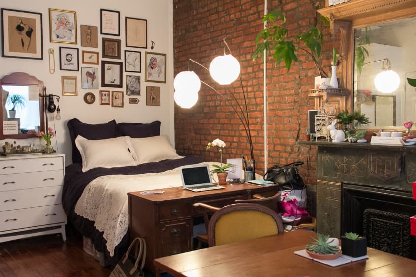 House Tour: A Small & Stylish Brooklyn Studio | Apartment Therapy