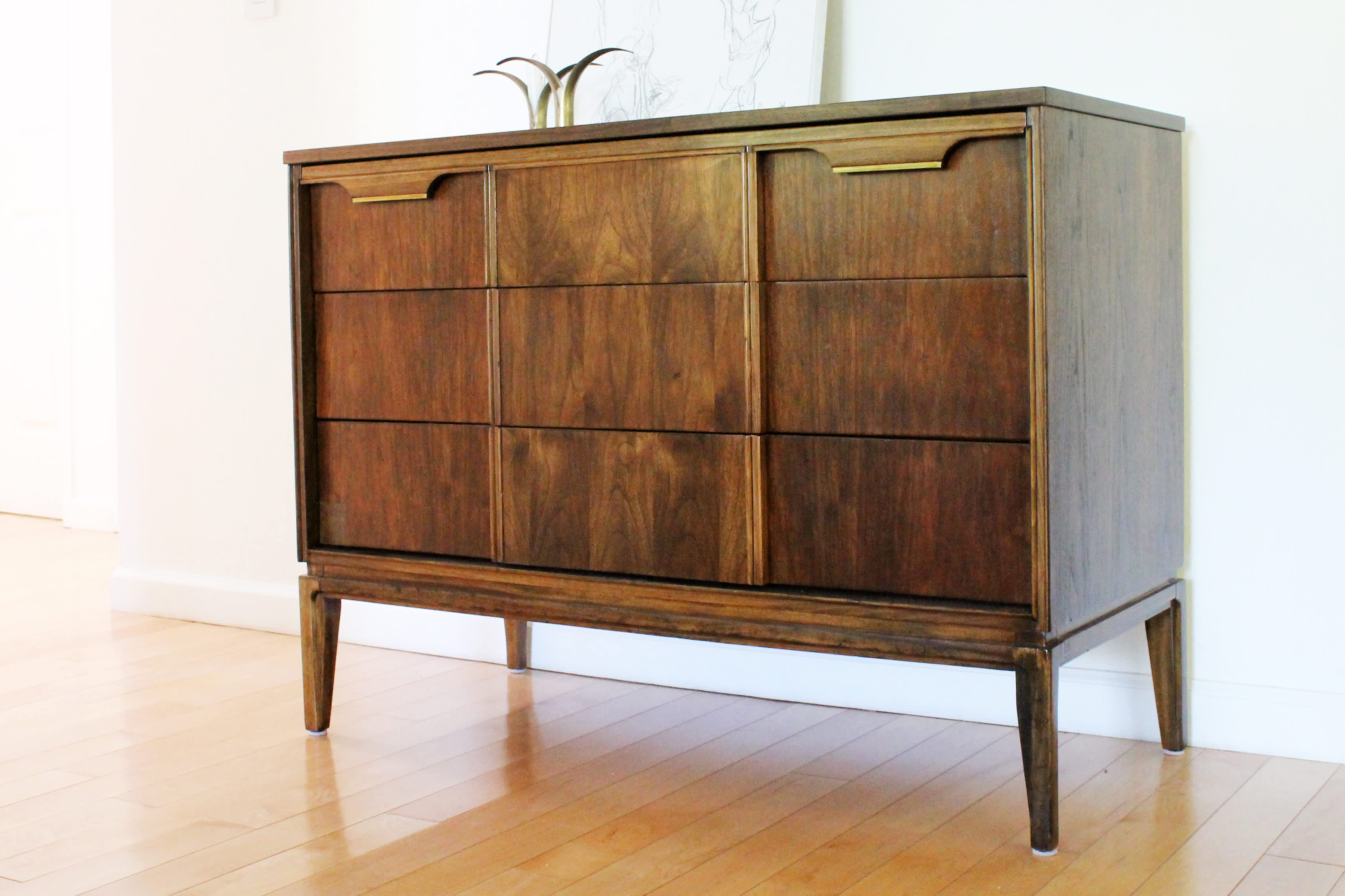 7 Stunning Mid Century Modern Dressers Under 800 Apartment Therapy