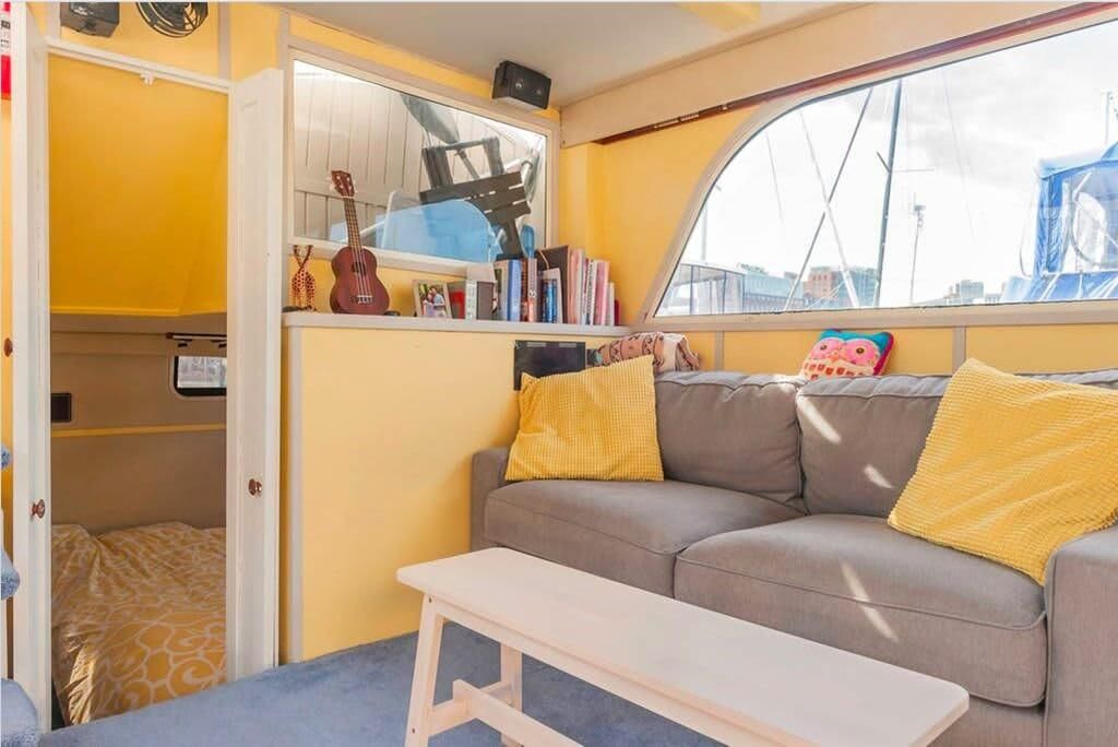 This Tiny Houseboat Packs A Lot Into 360 Square Feet 