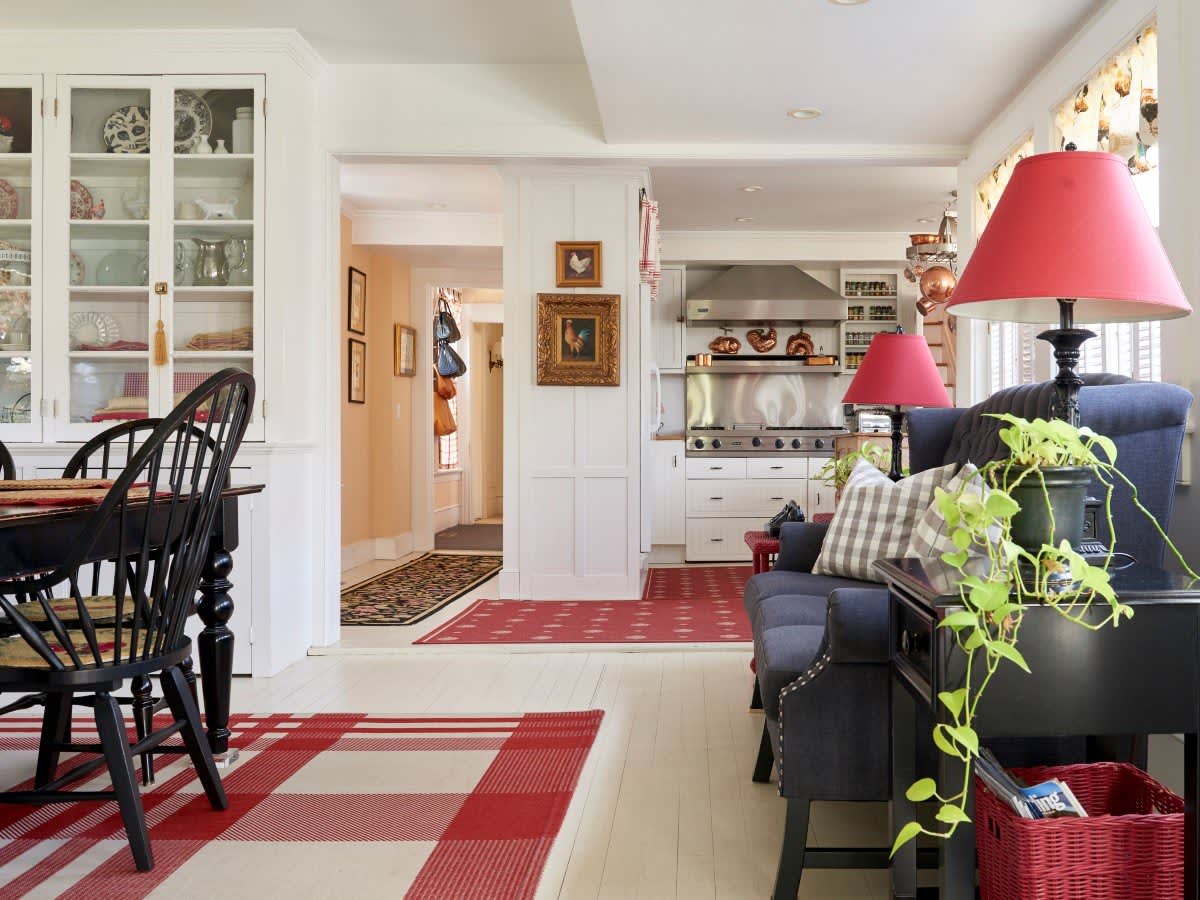 1 Main St, Sharon, CT Apartment Therapy