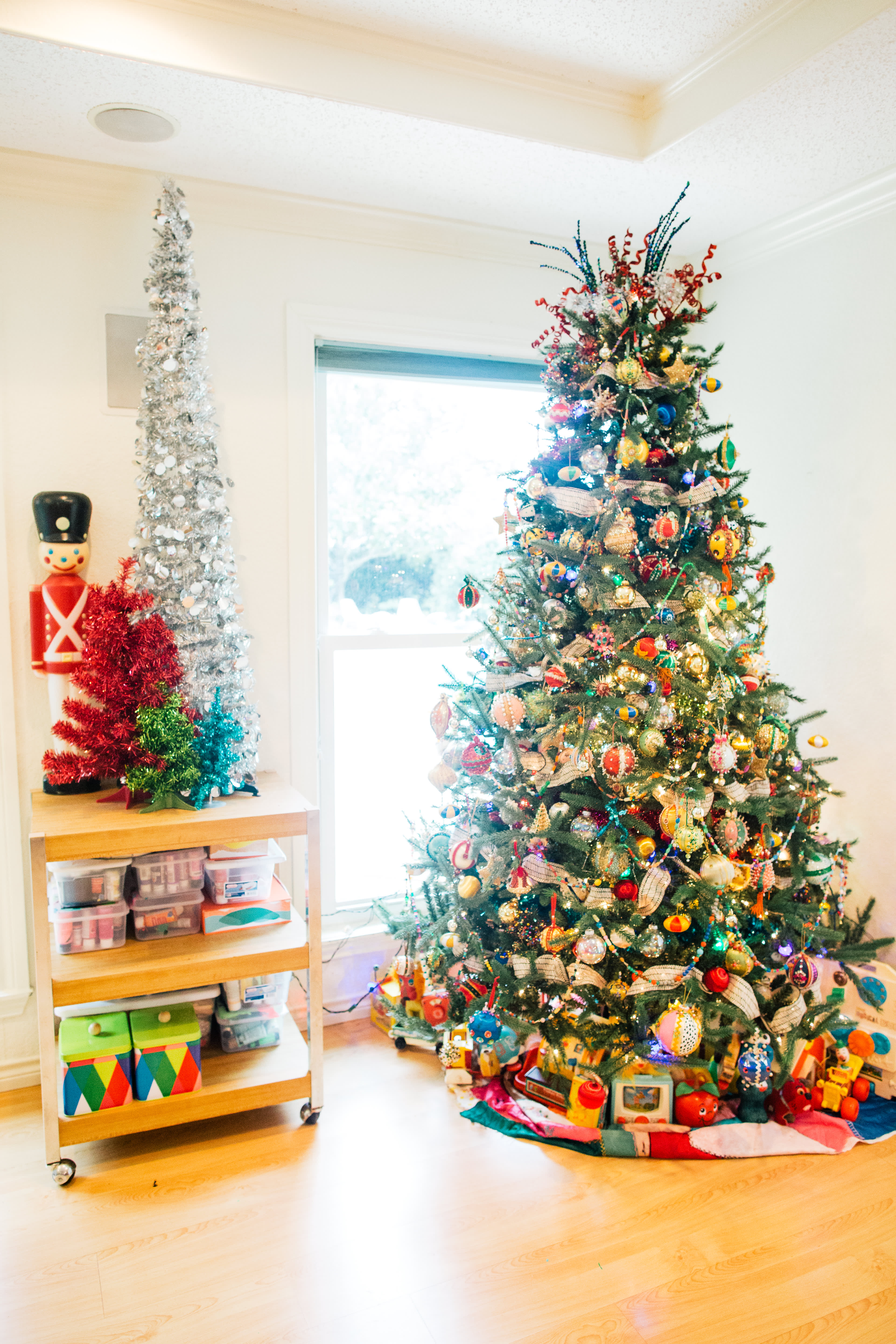 colorful christmas tree