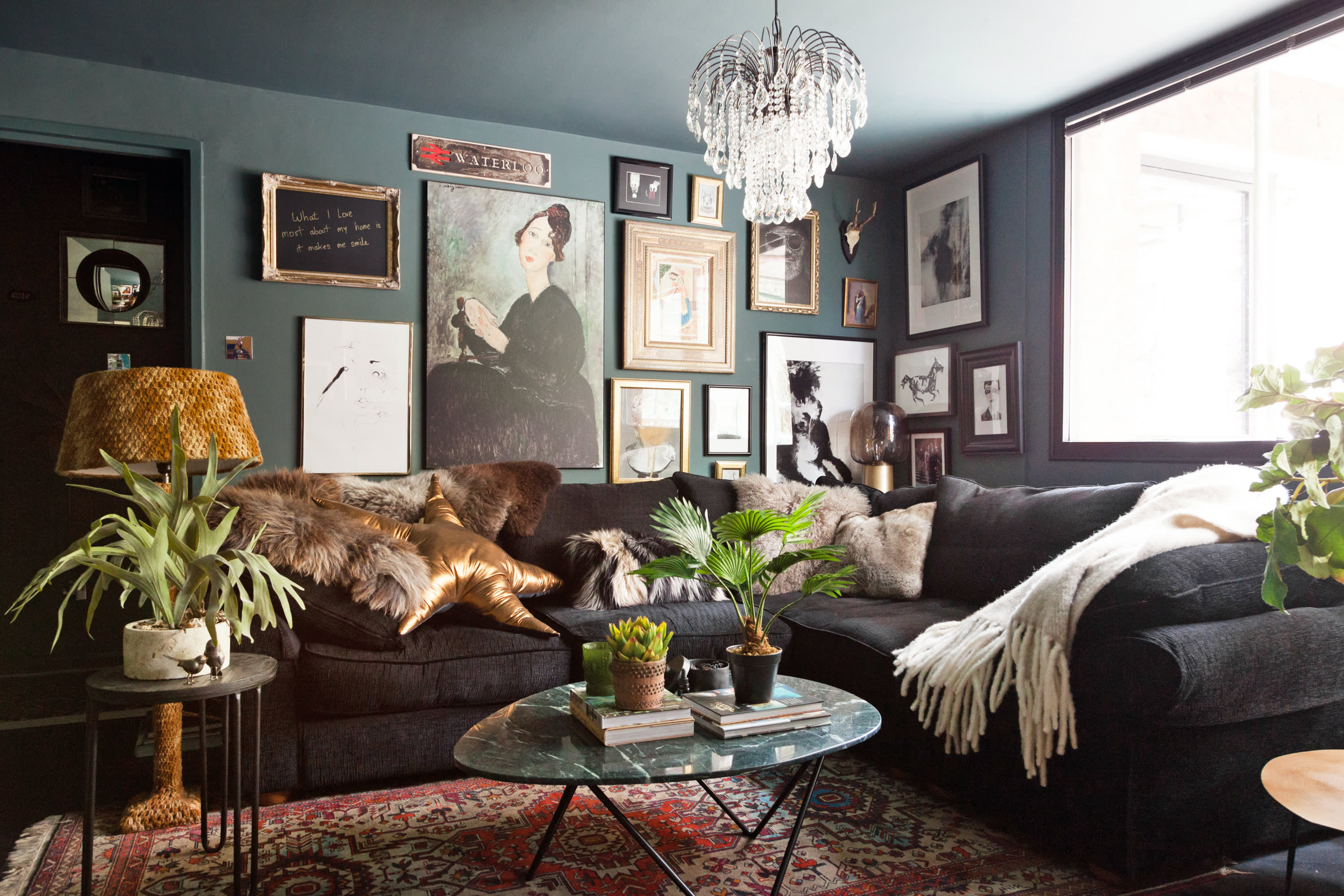 London House Tour A Dark Walled Uk Maximalist Home Apartment Therapy