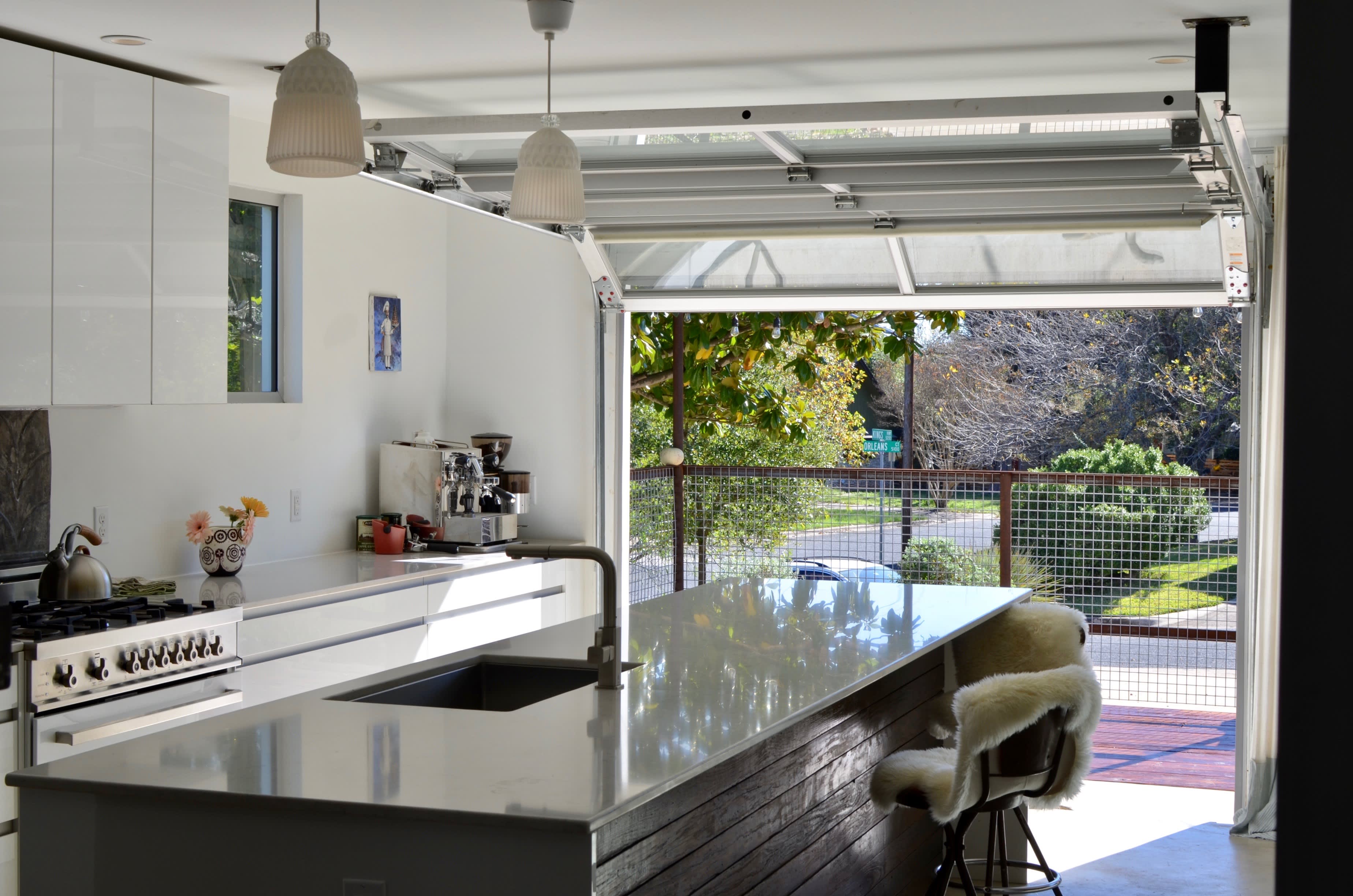 An Austin Ranch Home With a Garage-Turned Kitchen ...