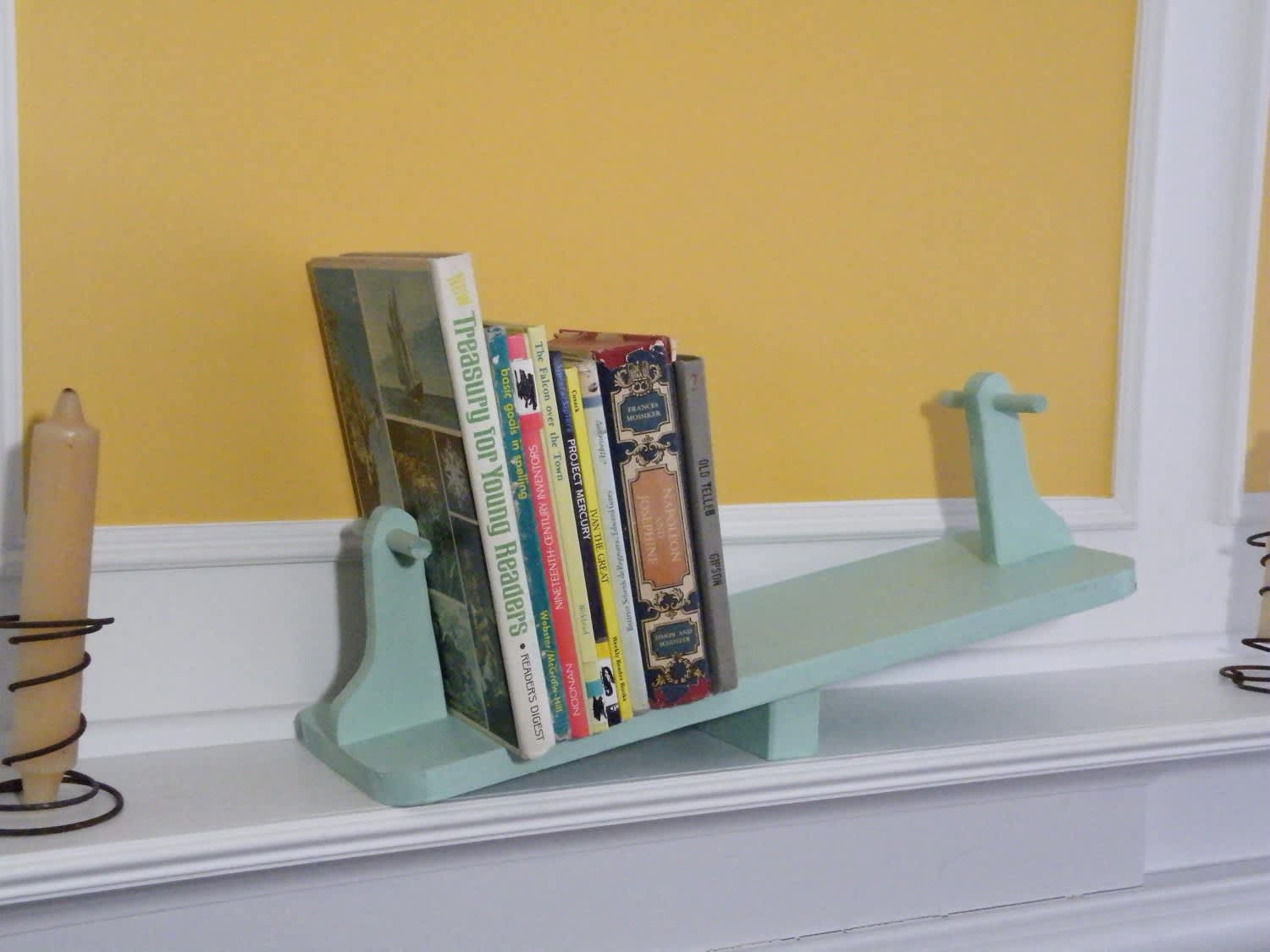 kids room bookends