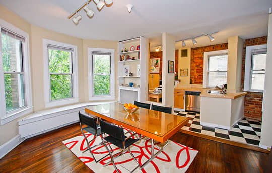 House Call: Laura & Eric's Adams Morgan Condo | Apartment ...