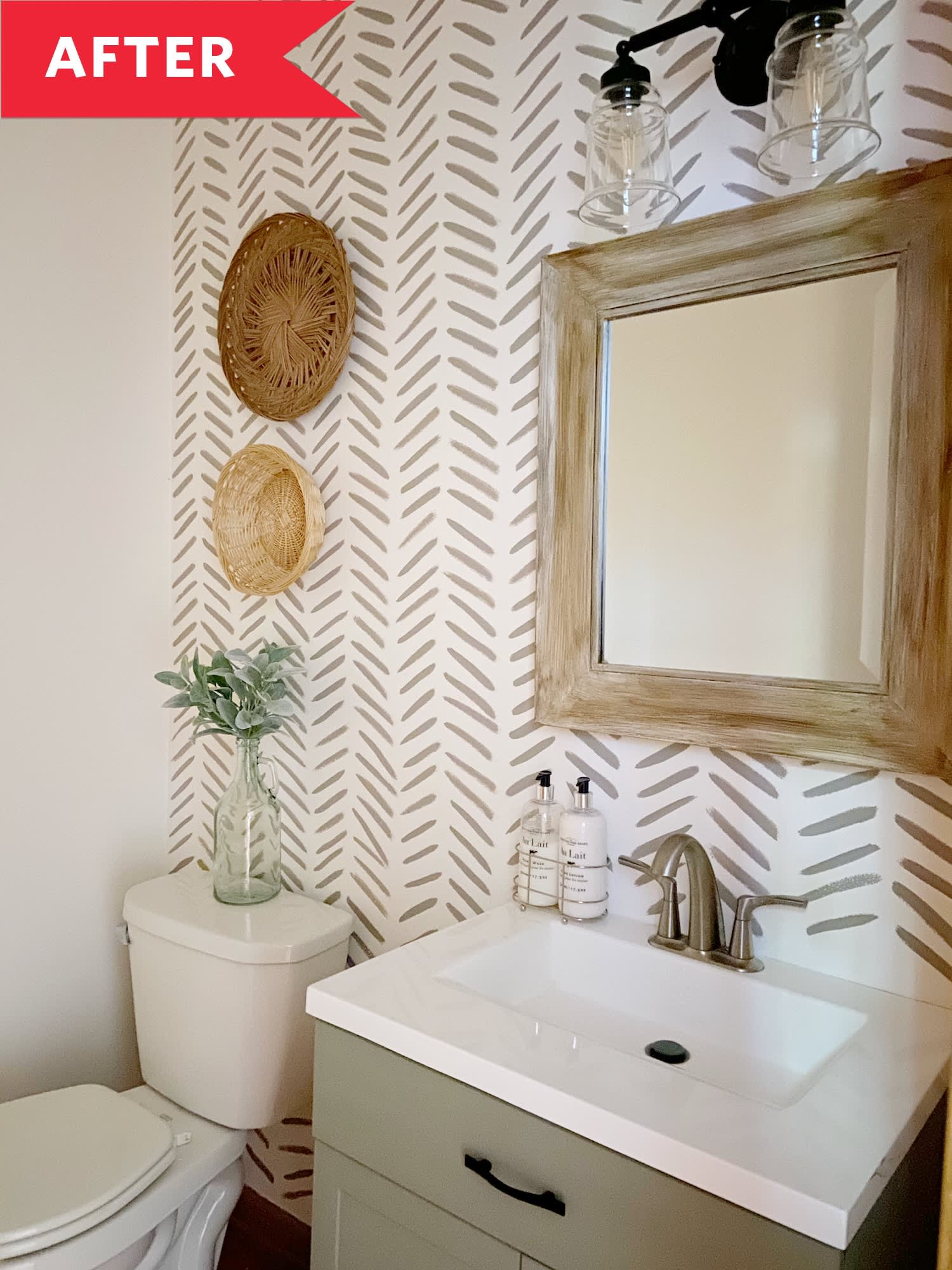 30 Best Bathroom Makeovers Before After Photos Of Bathrooms Apartment Therapy