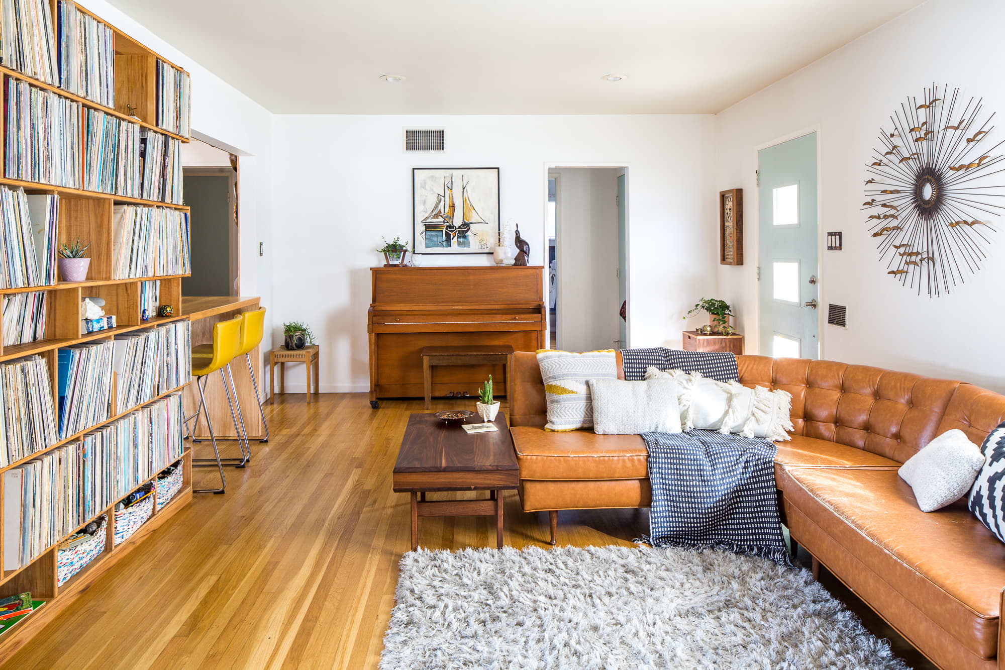 This Cheery California Home S Hand Built Woodwork Is Must See