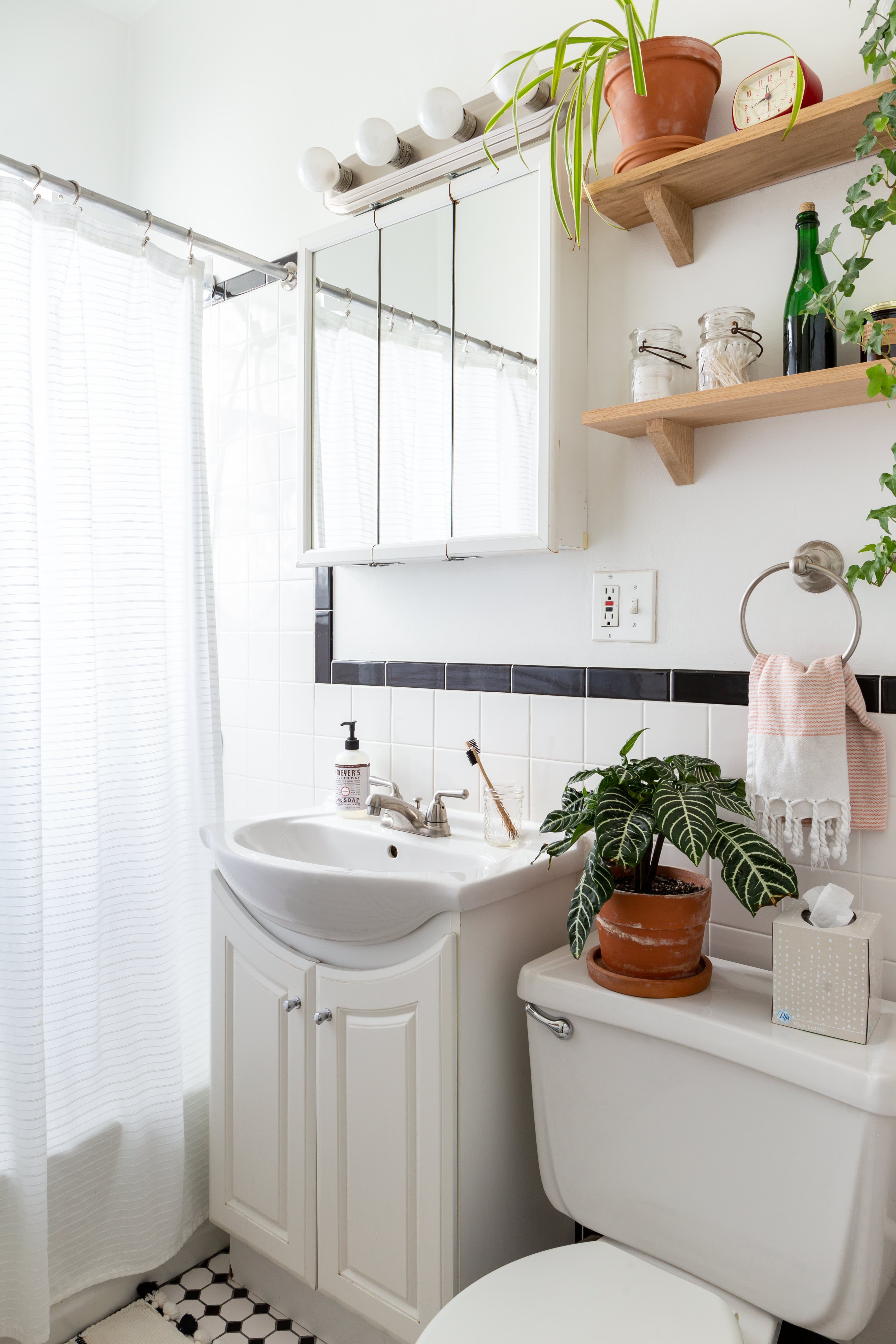 Brick Wall Decor Inspiration In A Chicago Home Tour Apartment
