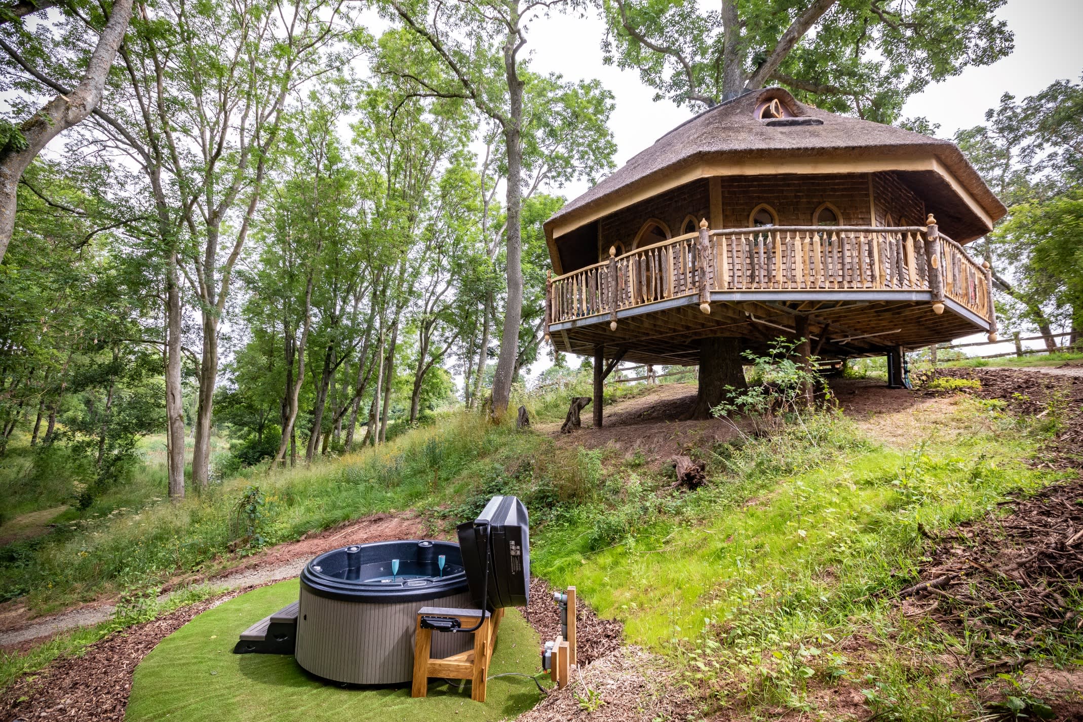 Treehouse  Vacation  Rental UK Apartment Therapy