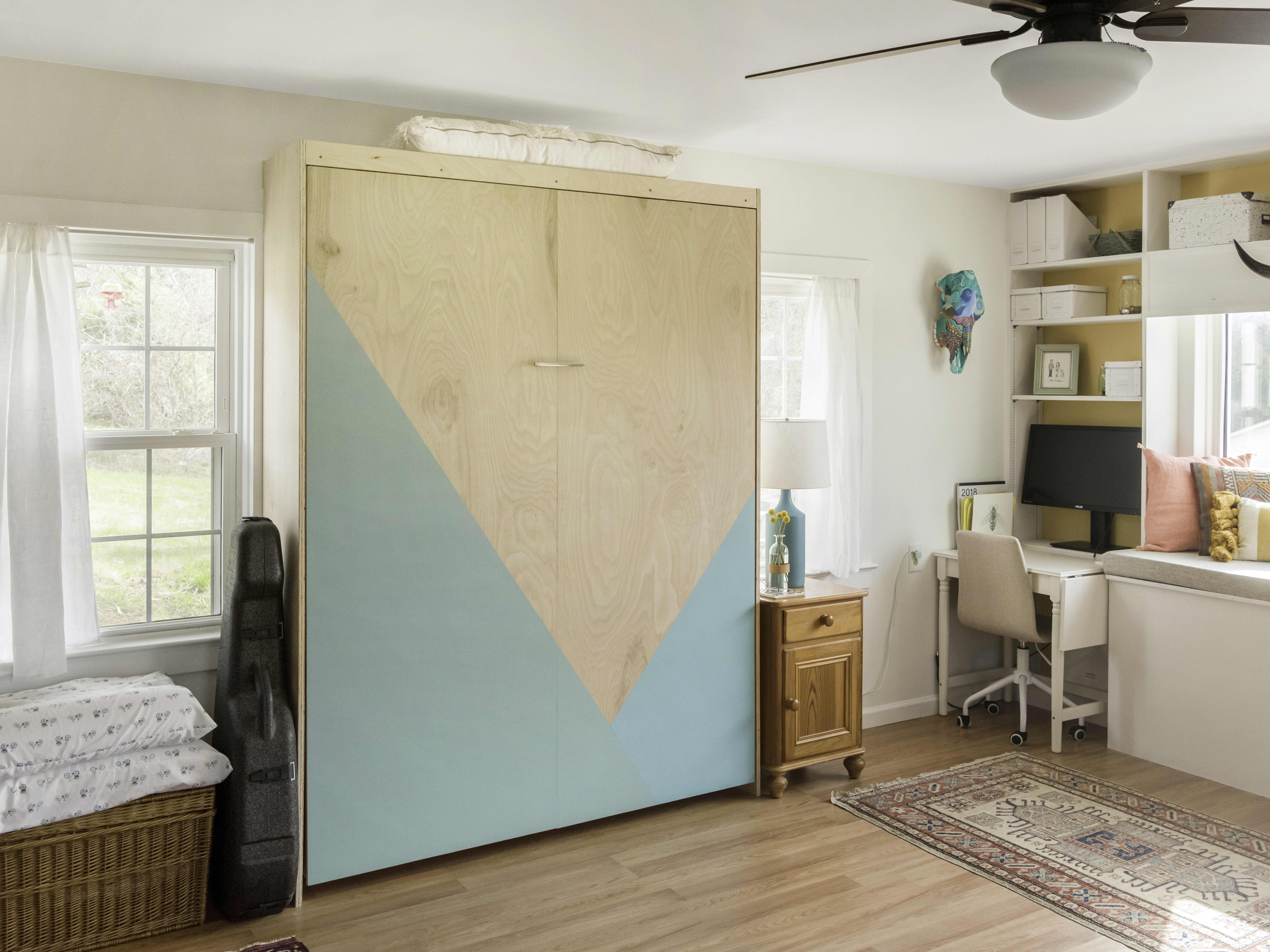 Tour A 400-Square-Foot Tiny House That Got A Big Color Makeover ...