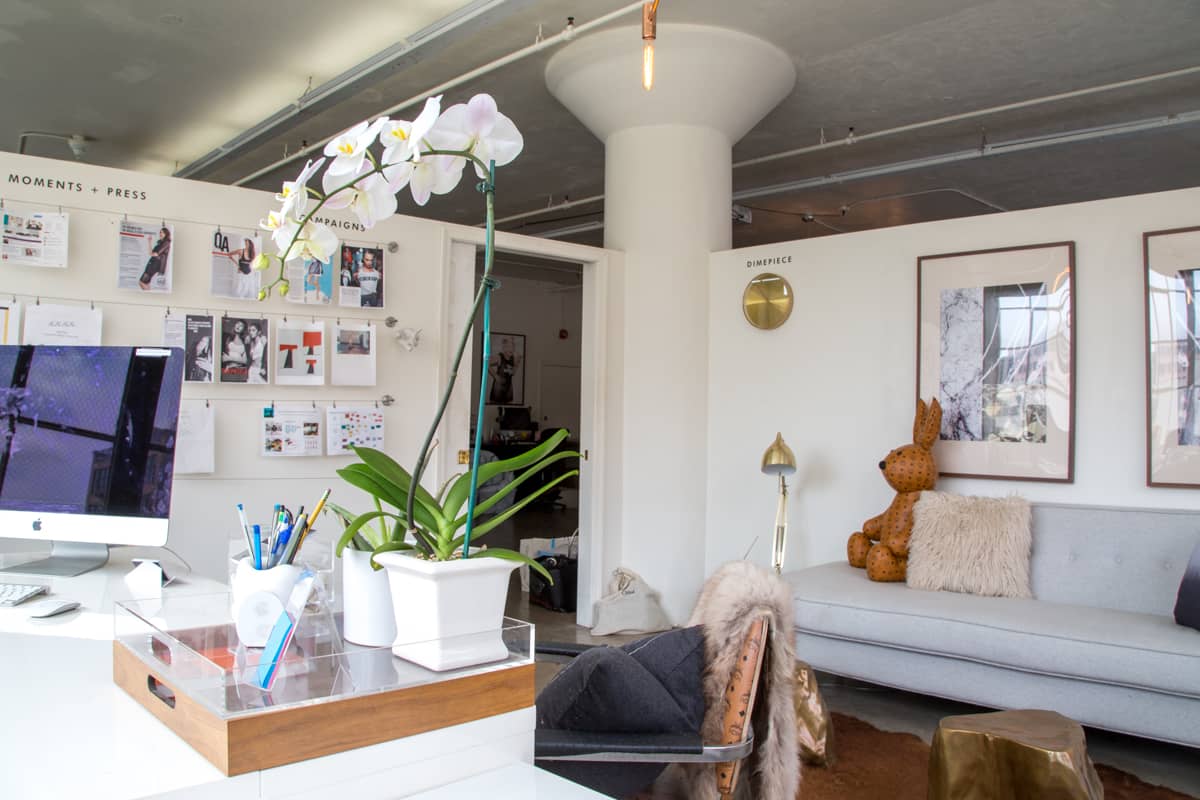 Workspace Tour: Modern Eclectic Vibes in Dimepiece LA | Apartment Therapy