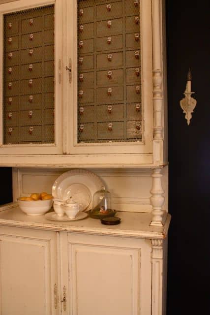 Hallie Mark s Hip Slice Of History Apartment Therapy