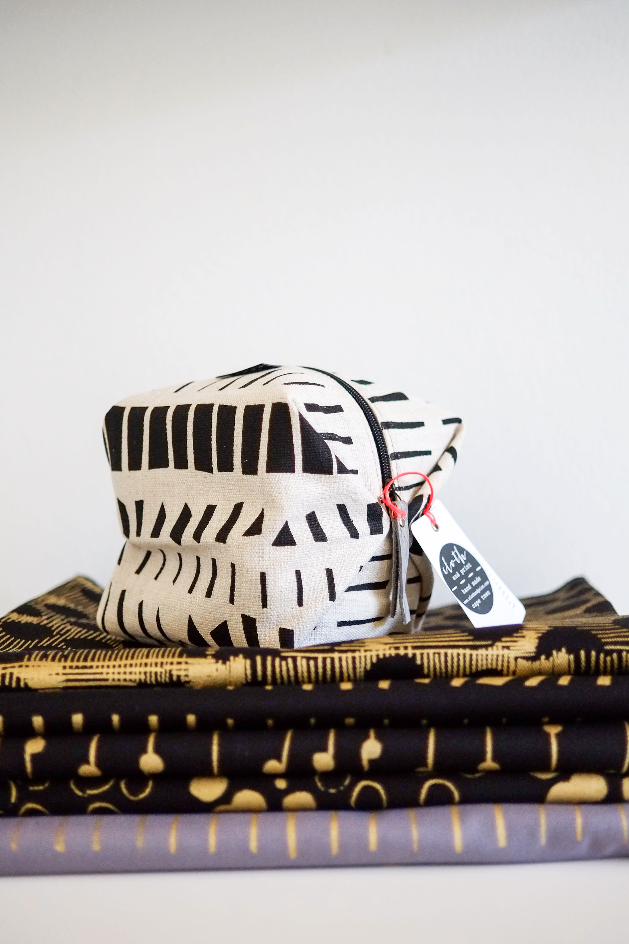 House Tour: A Textile Designer's Modern Cape Town Home | Apartment Therapy